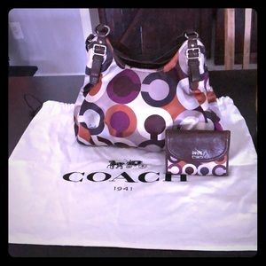 🌸 Coach Madison purse